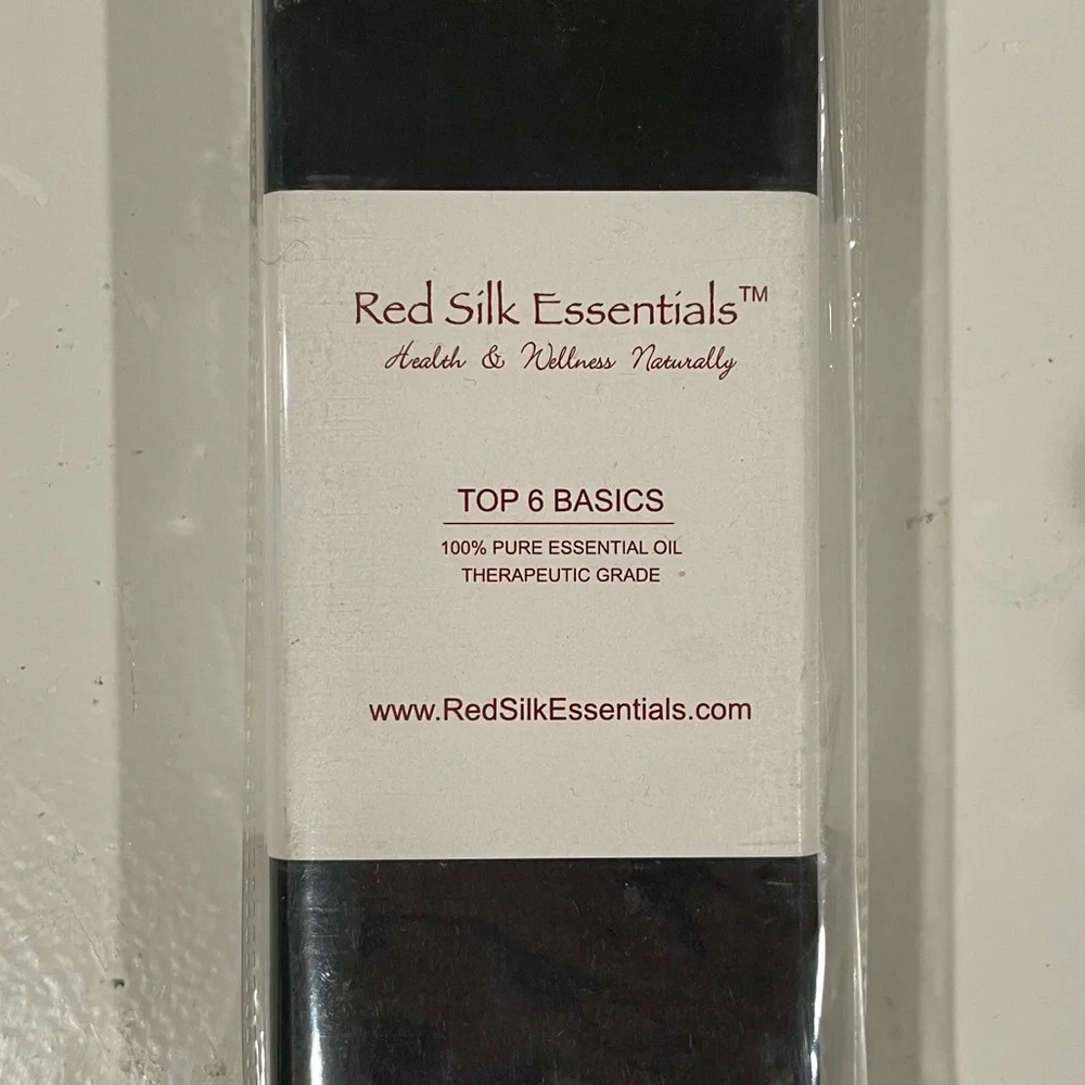 NWT Wood Essential Oil Diffuser with Oils